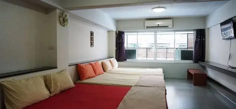 Чаам: Nong New House 1
