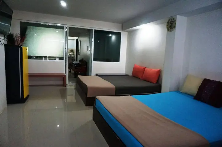 Чаам: Nong New House 1