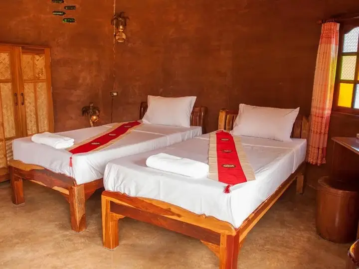 Тхунгкхок: Baandin Rimnum Resort