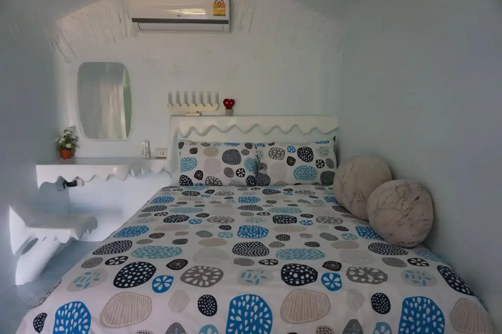Лат Буа Кхау: Baansuannoi Resort