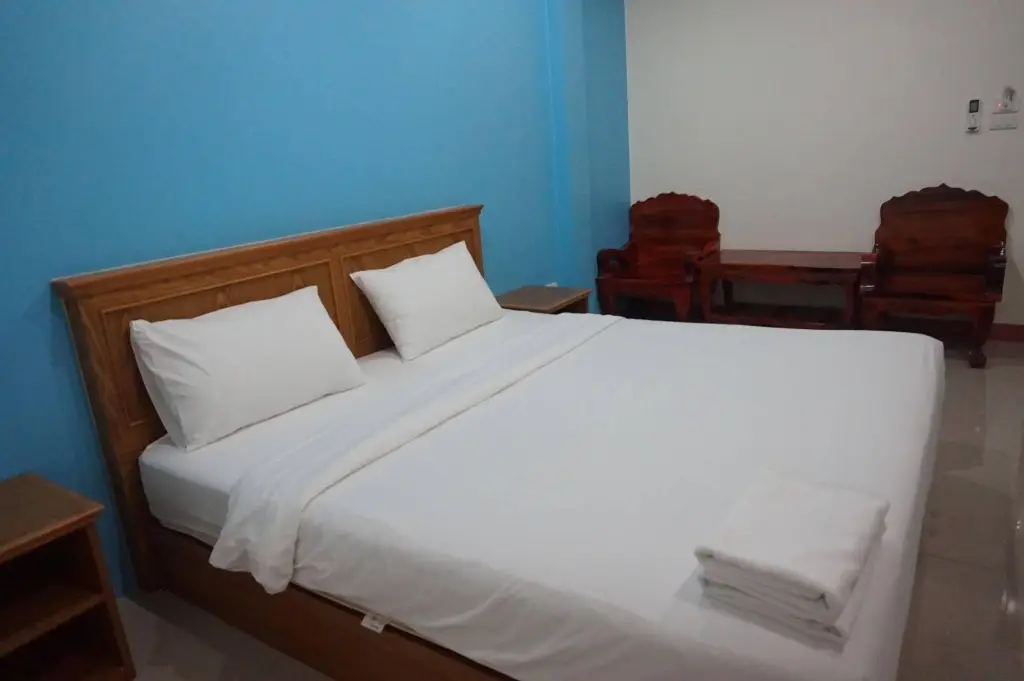 QBiz Hotel Kalasin — фото 1