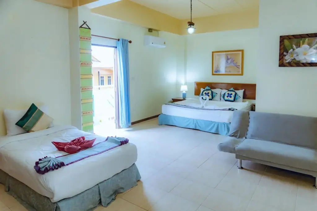 Чалоклум: VIVA on the Beach Hotel