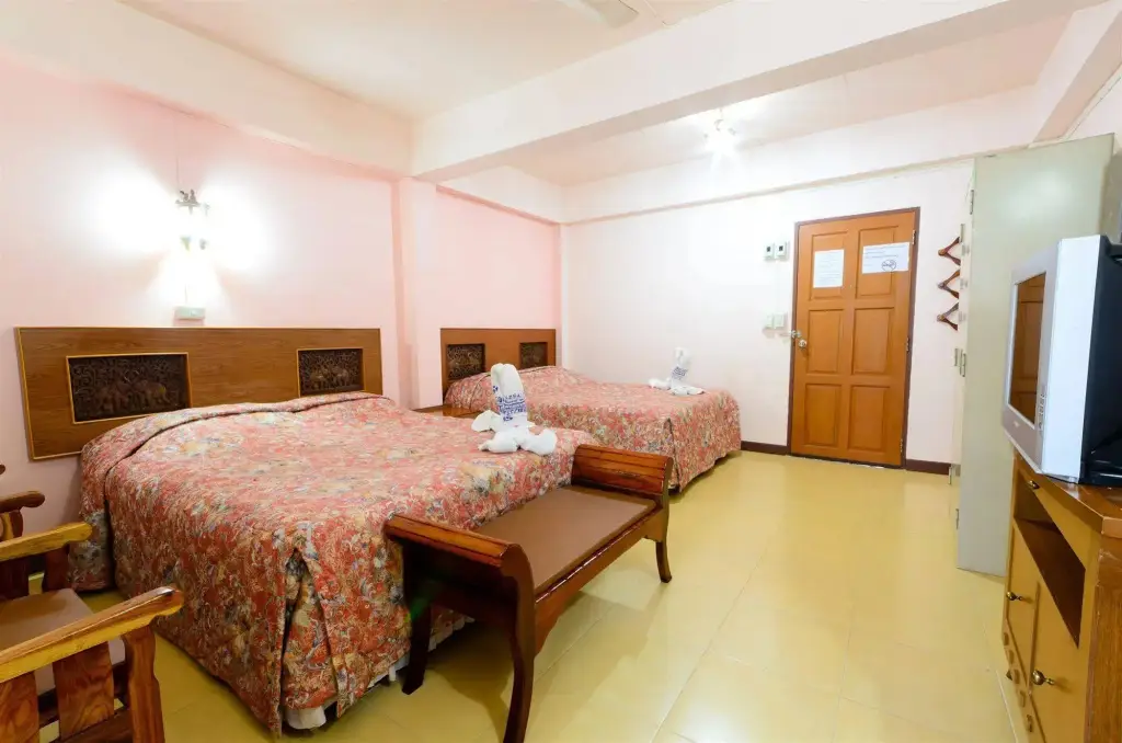 Банг Сафан Ной: Sananwan Beach B&B