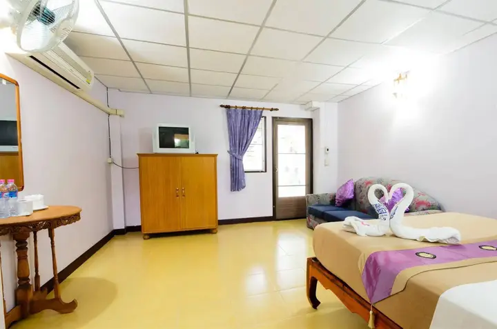 Банг Сафан Ной: Sananwan Beach B&B