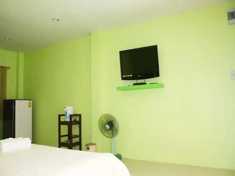 Barberry at Koh Larn Hotel — фото 1