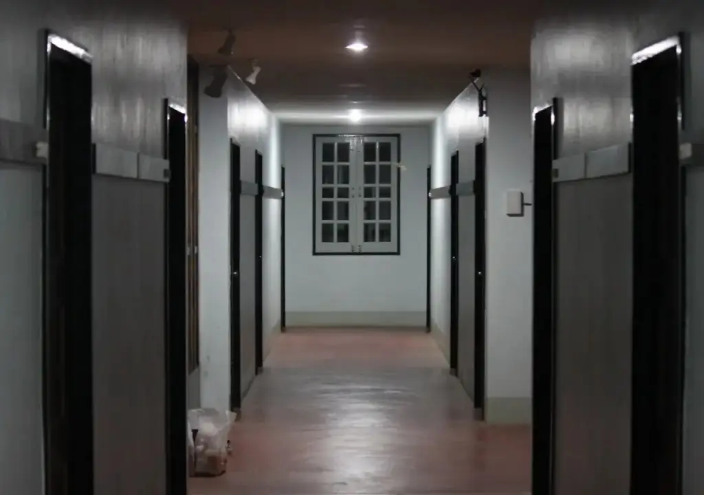Амнатчарен: Zwahotel Amnatcharoen