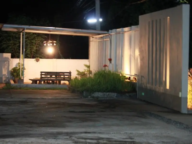 Амнатчарен: Zwahotel Amnatcharoen