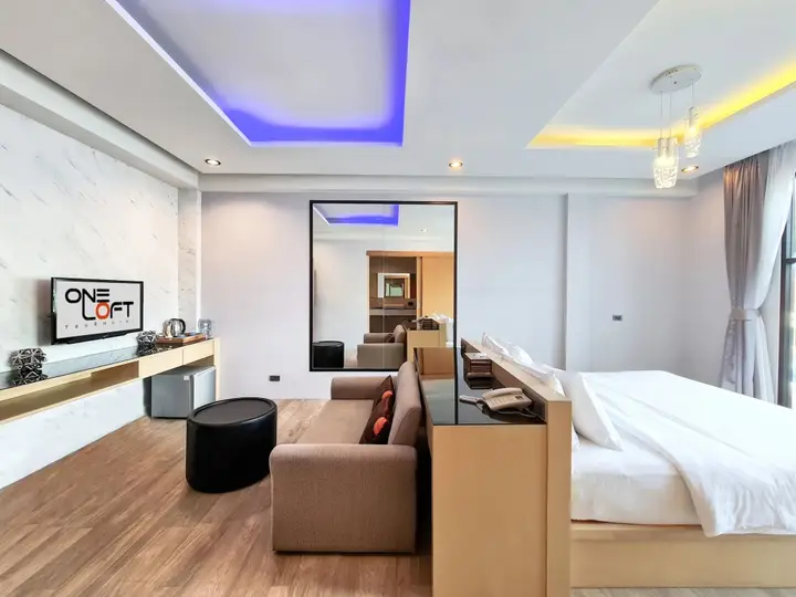 Пхукет: Oneloft Hotel