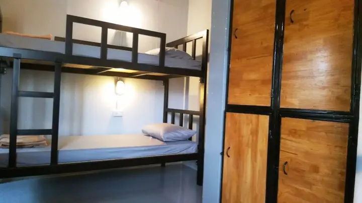 Бангкок: Baan hostel