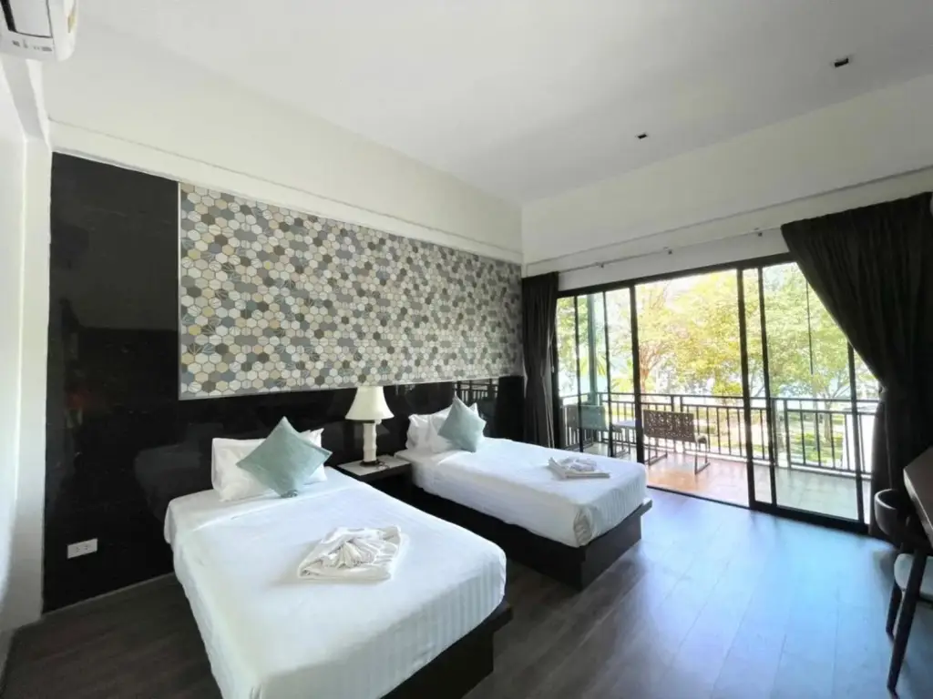 Сичон: Prasarnsook Villa Beach Resort (SHA Extra Plus)