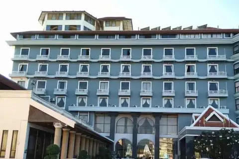 Nattirat Grand Hotel — фото 1