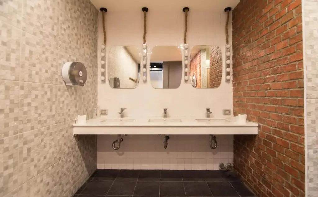 Муанг: Fin Hostel Co Working