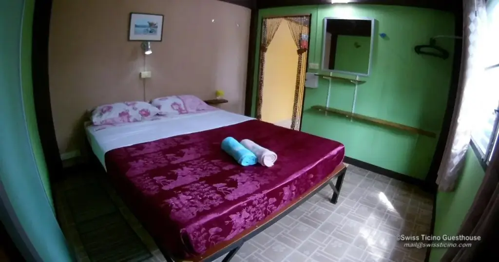 Мае-Ванг: Swiss Ticino Guesthouse & Restaurant