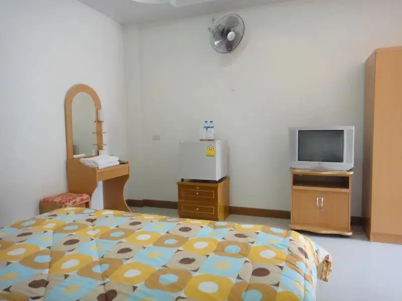 Тхат-Пханом: Tho Saeng Resort