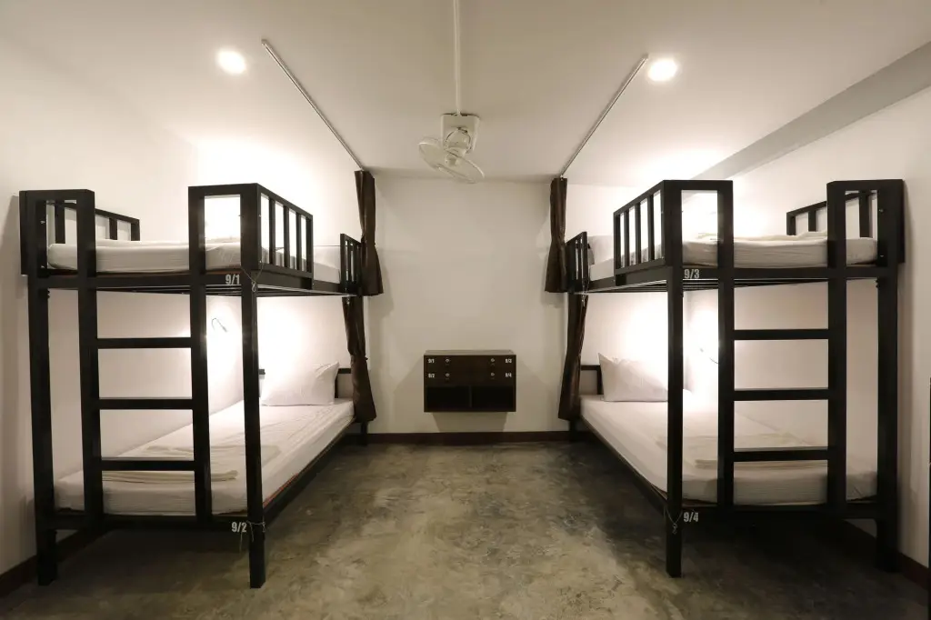 Краби: Balcony Party Hostel Beachfront - Adults Only