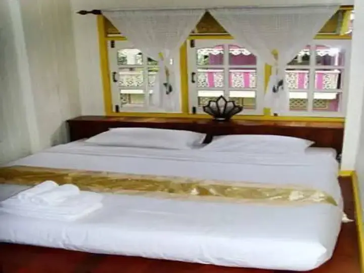 Нонг Нам Дэнг: Ruen Maingam Resort