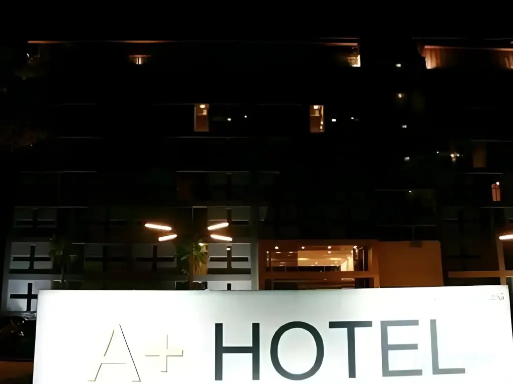 A+ Hotel — фото 1