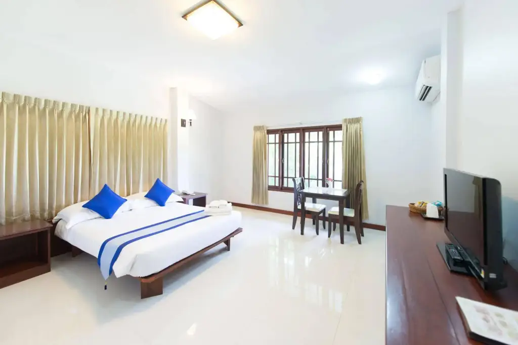 Нонгкхай: Nongkhai White Hotel