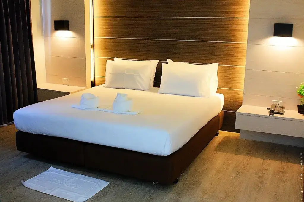 Патталунг: Merdelong Hotel