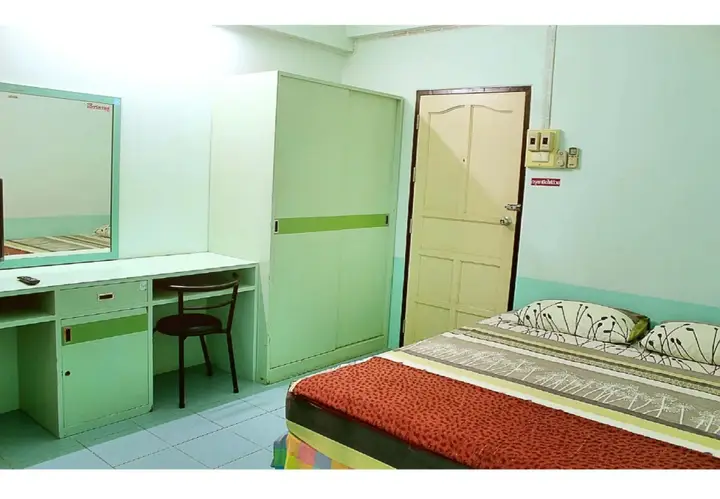 Хатъяй: Sangjan Apartment