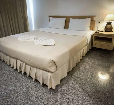 Maneerote Hotel Surin — фото 1