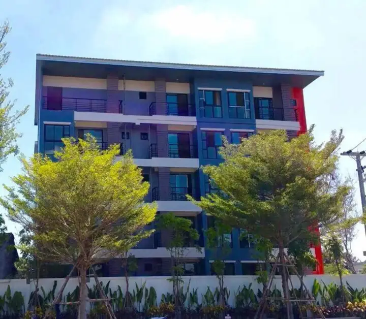 Патхумтхани: Woodroof Residence Rangsit