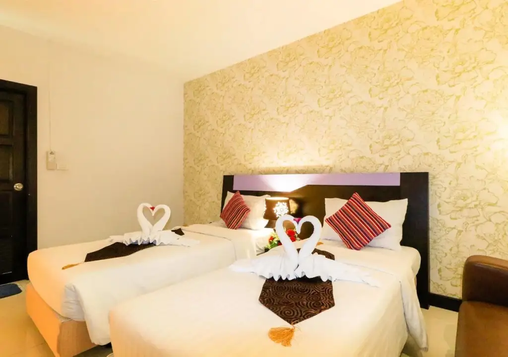 Хатъяй: G2 Hotel Group