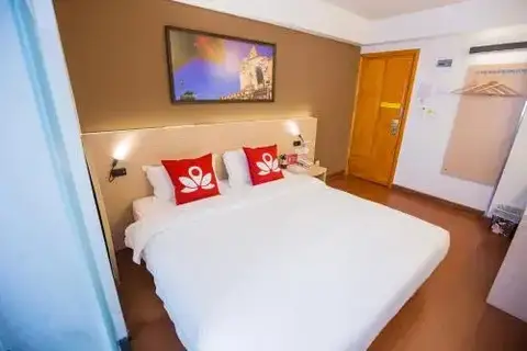Zen Rooms Arak Road Hotel — фото 1