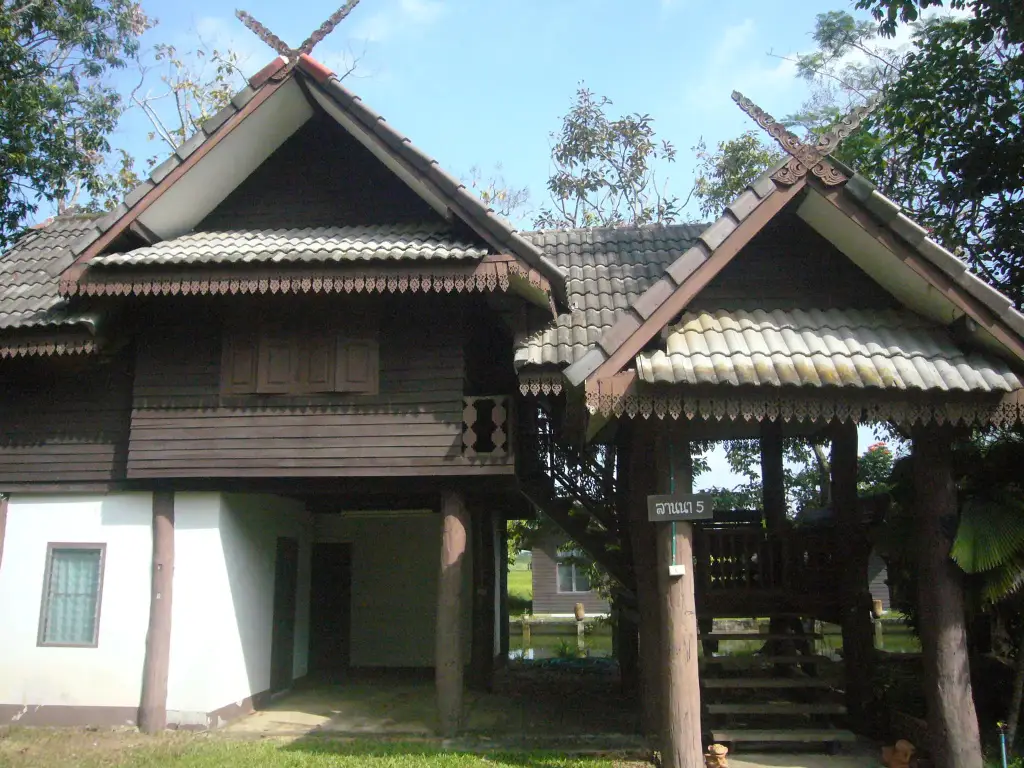 Mae Chan: Mae Khum Villa