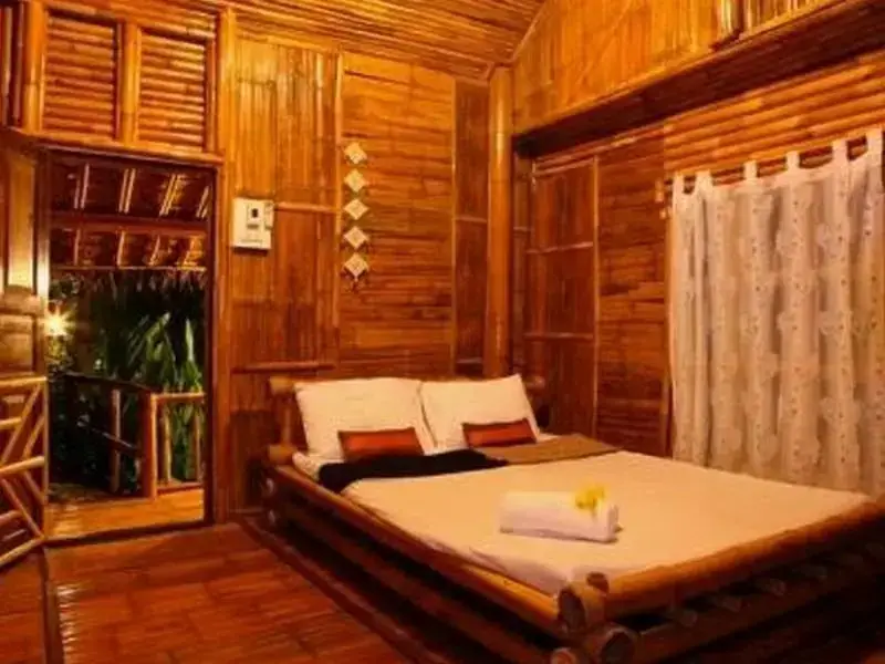 Тгонг-Фа-Фум: Phuiyara Resort