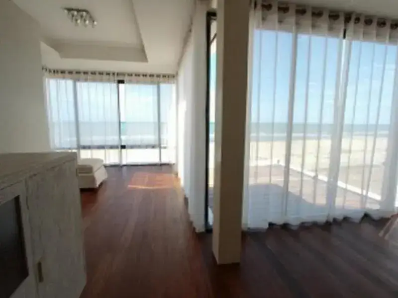 Прачуапкхирикхан: Talay Naresuan Beach House Kuiburi