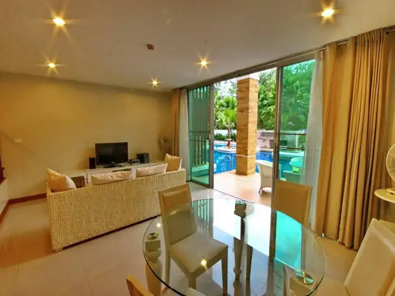 Чаам: Jasmina Pool Villa & Service Apartment at Vimanlay, Cha-Am