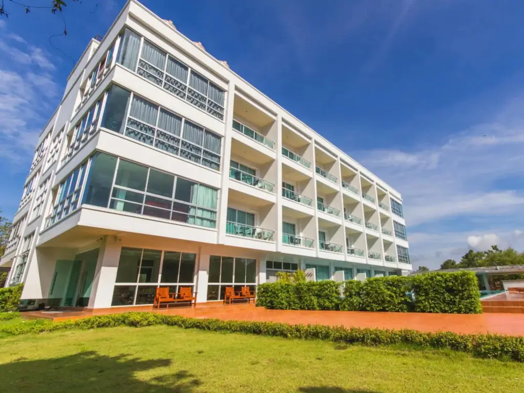 The Pano Hotel And Residence — фото 1