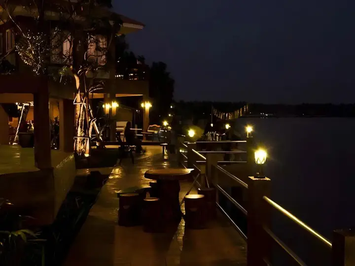 Ампхава: Baan Im Oun Resort