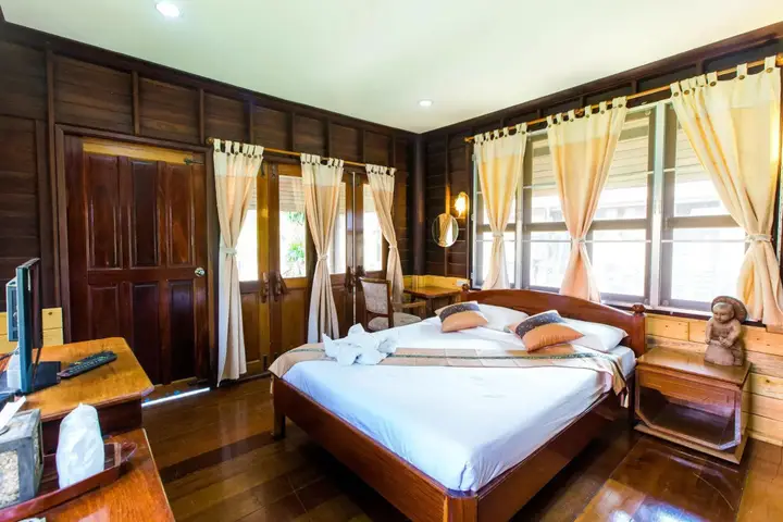 Сай Йок: Khaothone River View Resort