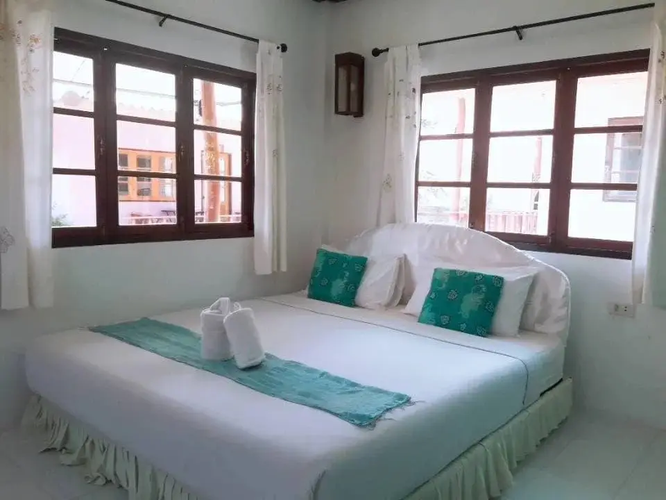 Ханом: Santorini Khanom