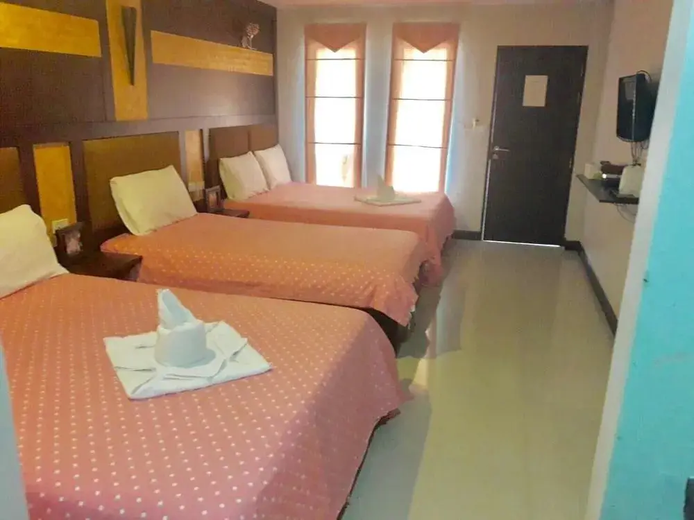 Ко-Лан: Wilawan Pool Resort Koh Larn