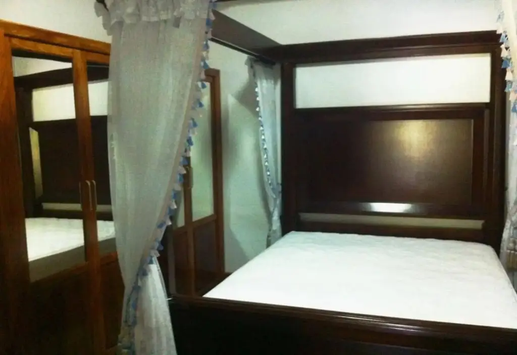 Удонтхани: Lert Prasert House