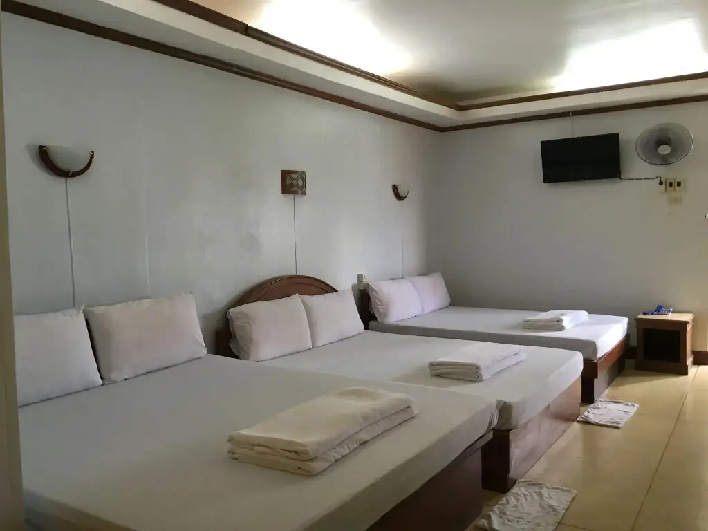 Хатъяй: Laemthong Hotel