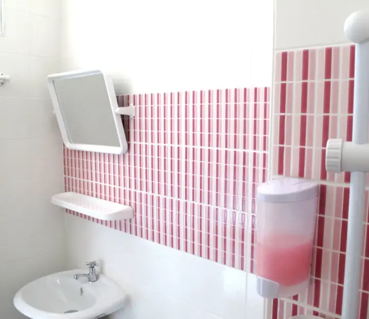 Кхонкэн: Cool Home