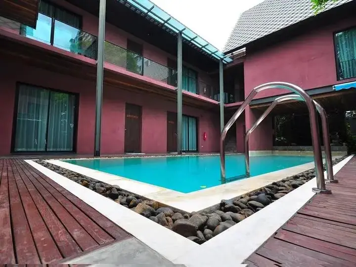 Бангкок: The Romn Villa