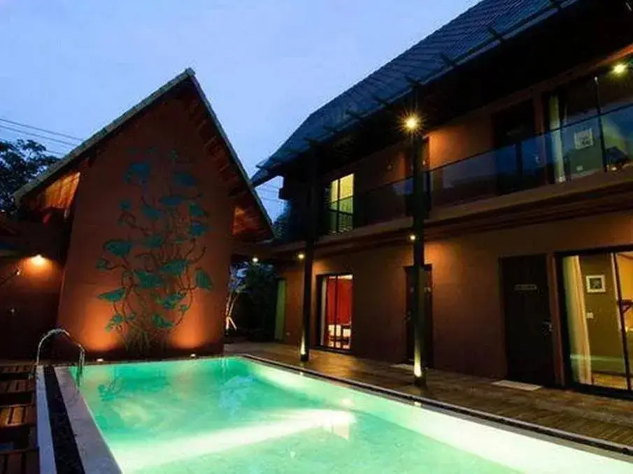 Бангкок: The Romn Villa