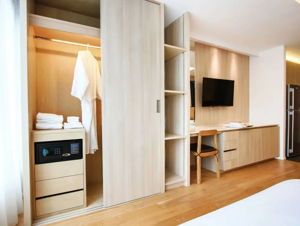 Сирача: Balcony Seaside Sriracha Hotel & Serviced Apartments (SHA Extra Plus)