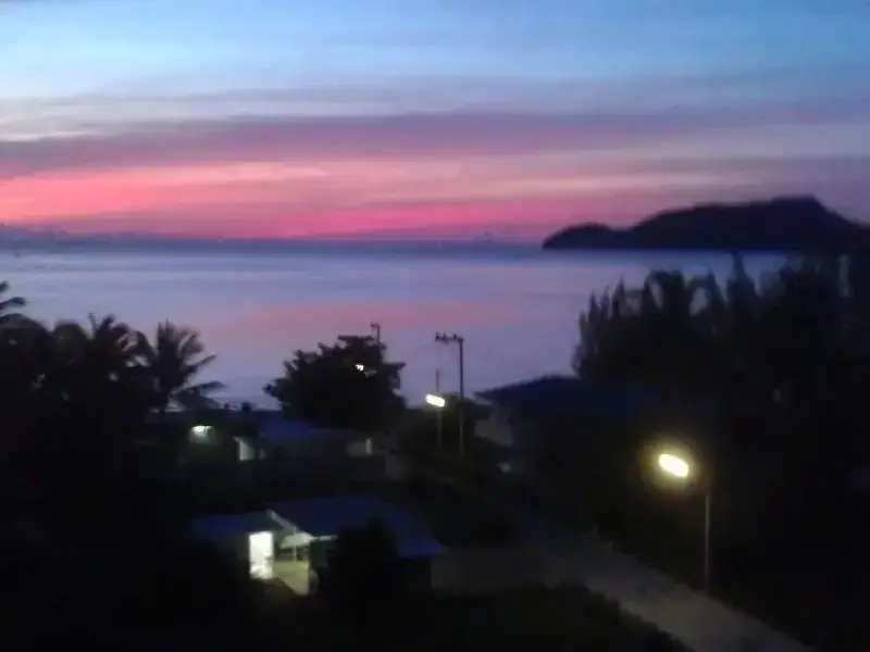 Сам-Рои-Йот: The Sea Condominium Prachuap