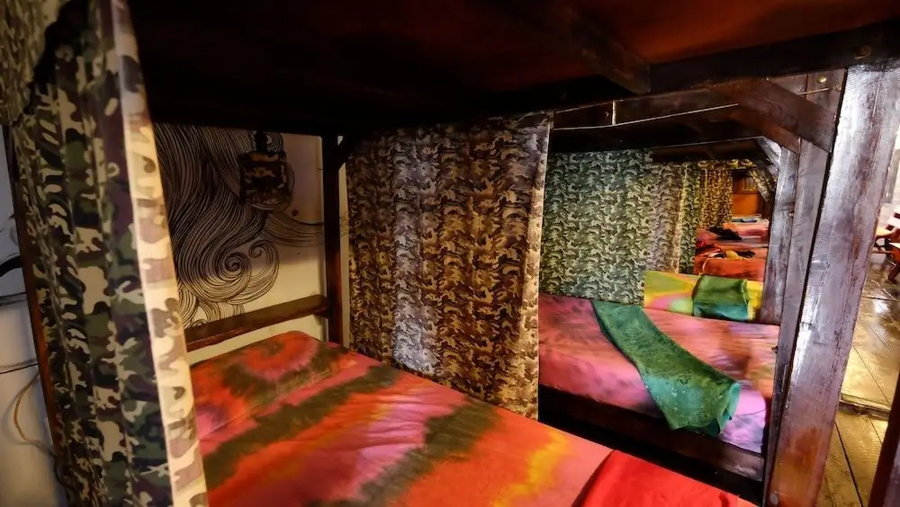 Ланта: Peacock Hostel