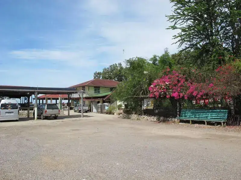 Самутсонгкхрам: Tepnimit Resort
