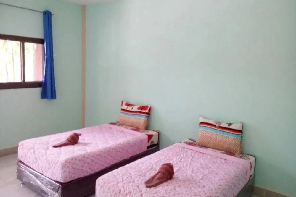 Накхоннайок: Baanruenkwan Resort