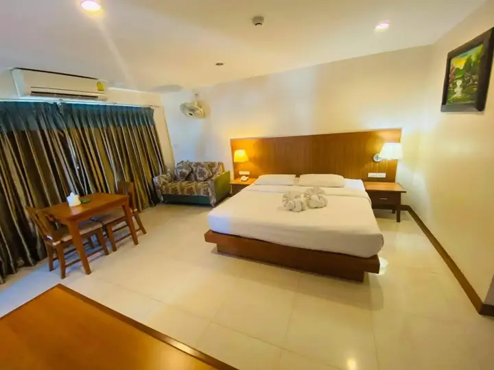 Паттайя: D Xpress Apartment