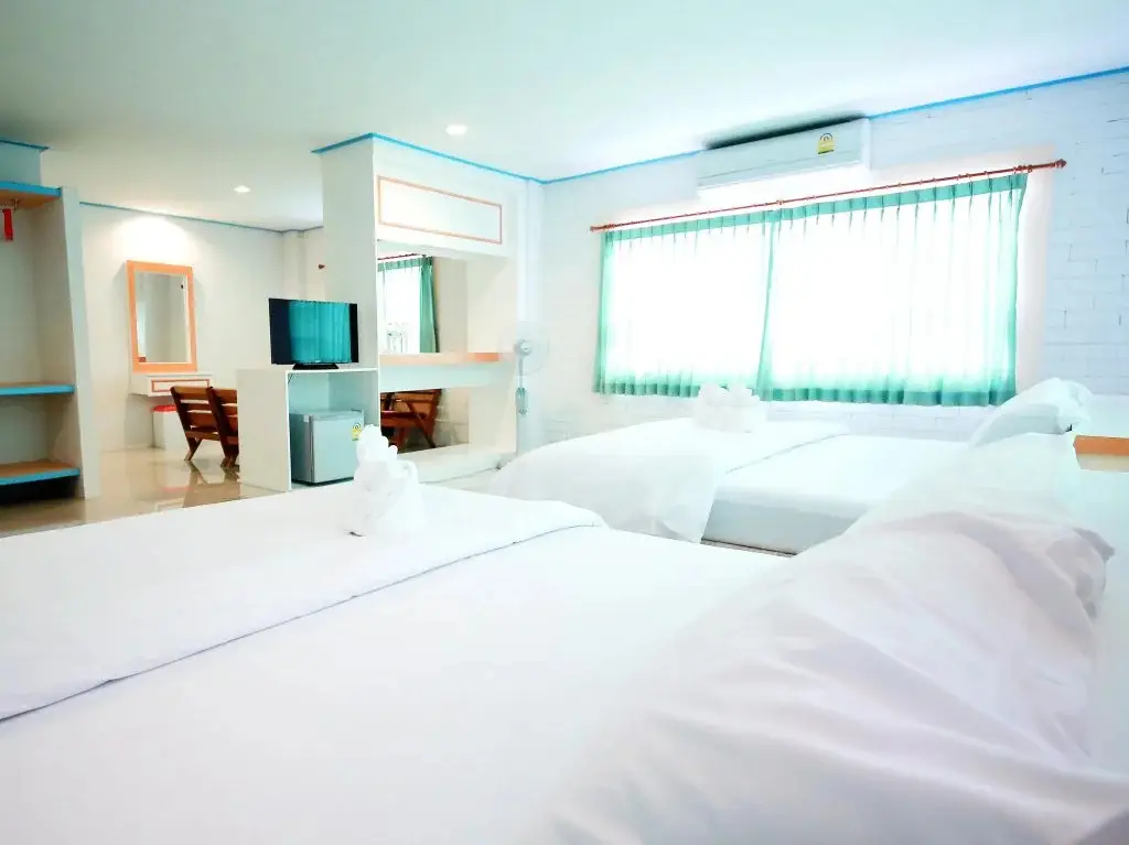 Прачуапкхирикхан: Prachuap Saam Ao Hotel