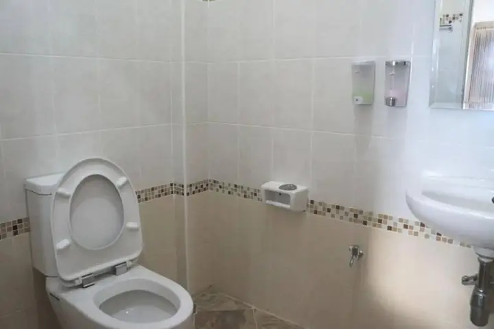 Сурин: N-Joy Place